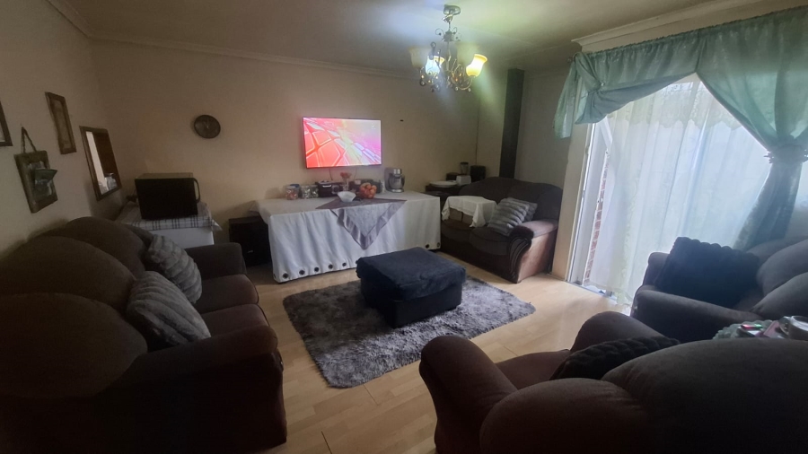 3 Bedroom Property for Sale in Westridge Western Cape